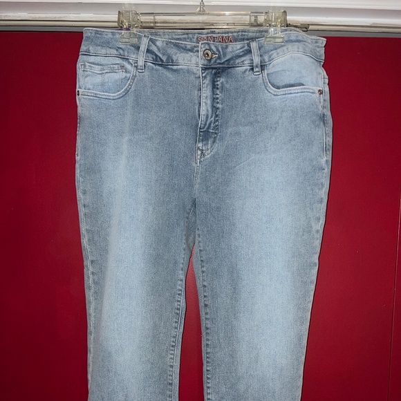 Santana Mid Rise Capris - NWT - Picture 7 of 11